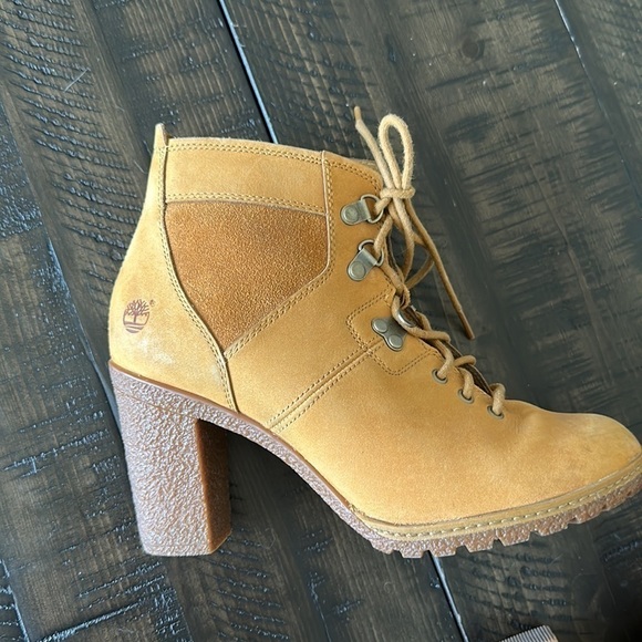 Timberland Glancy Field Ankle Boots 3.5” Heels Leather Lace Up in Wheat Nubuck - Picture 5 of 16
